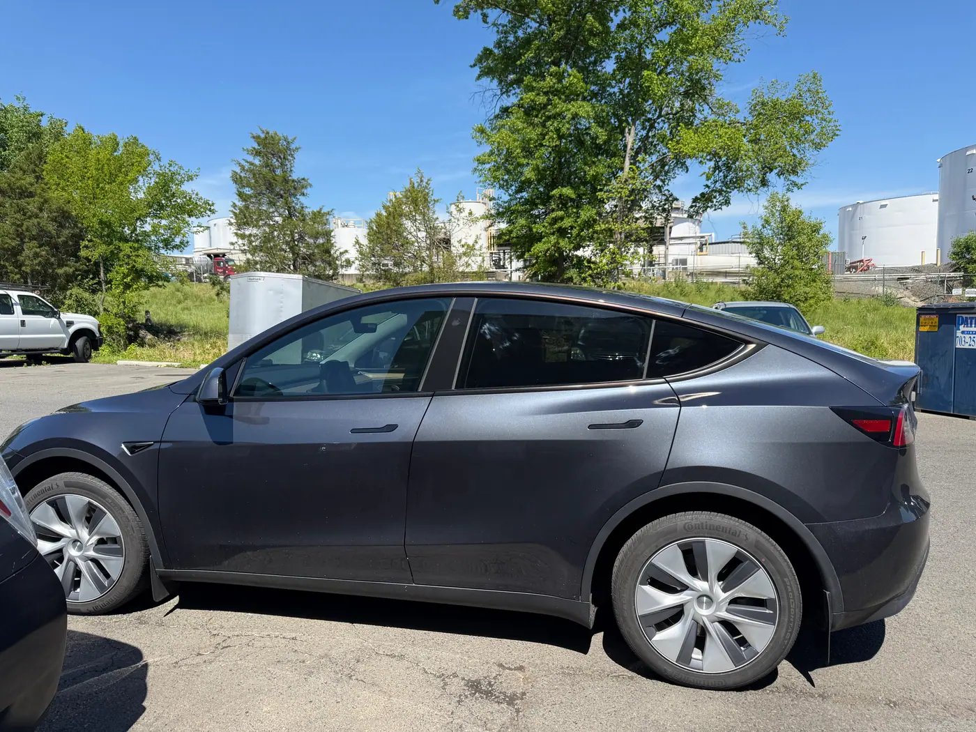 Grey crossover with tinted windows, photographed side-on: window tint by PRO Detailing, serving Centreville, VA drivers.